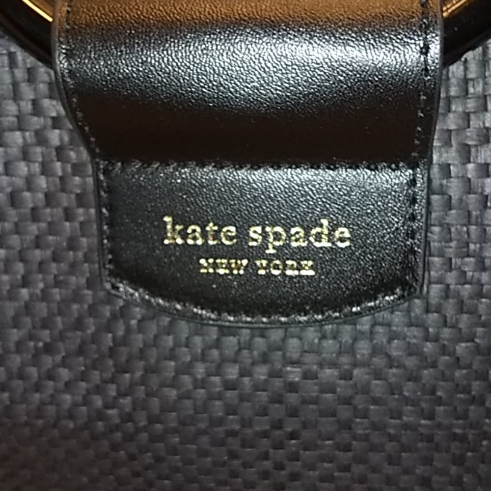 kate spade tote purse. - Picture 3 of 6
